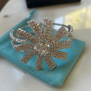 Sparkling‎ Silver Crystal Flower Bracelet